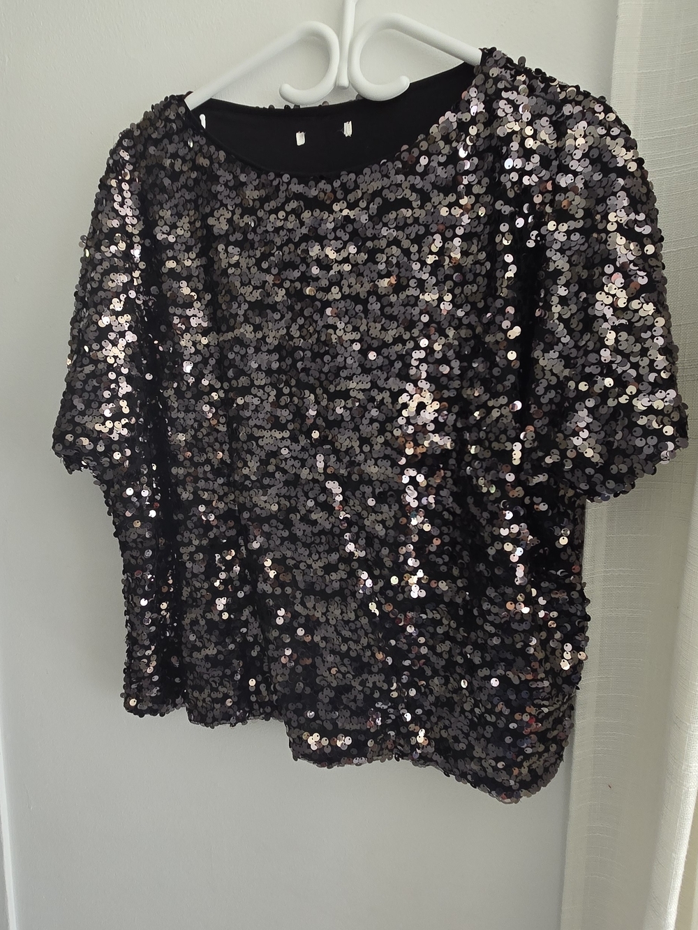 Women's Black Sequin Short Sleeve Top